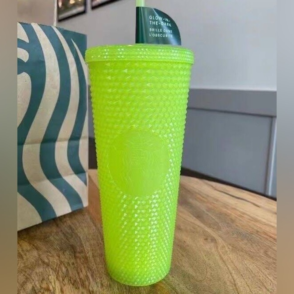 Starbucks - Glow in the Dark Cup - Venti